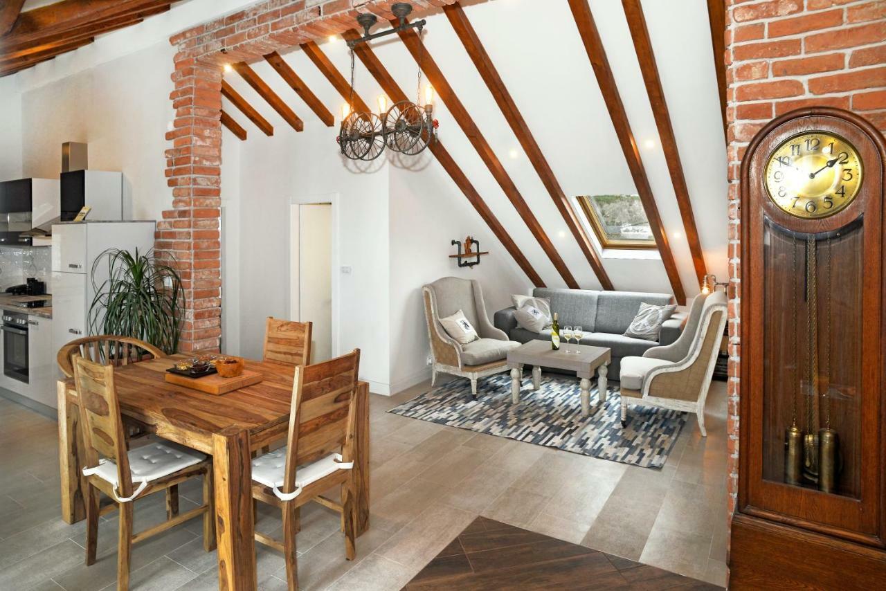 Apartment Holiday In Подстрана Экстерьер фото